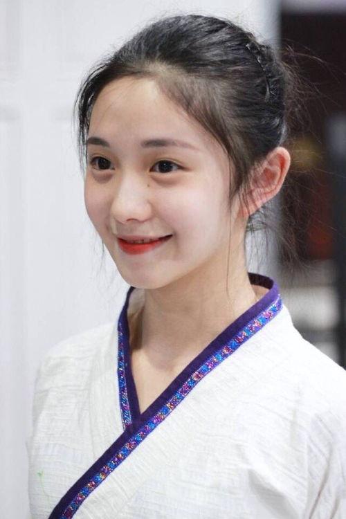 演员郑铮年龄多大